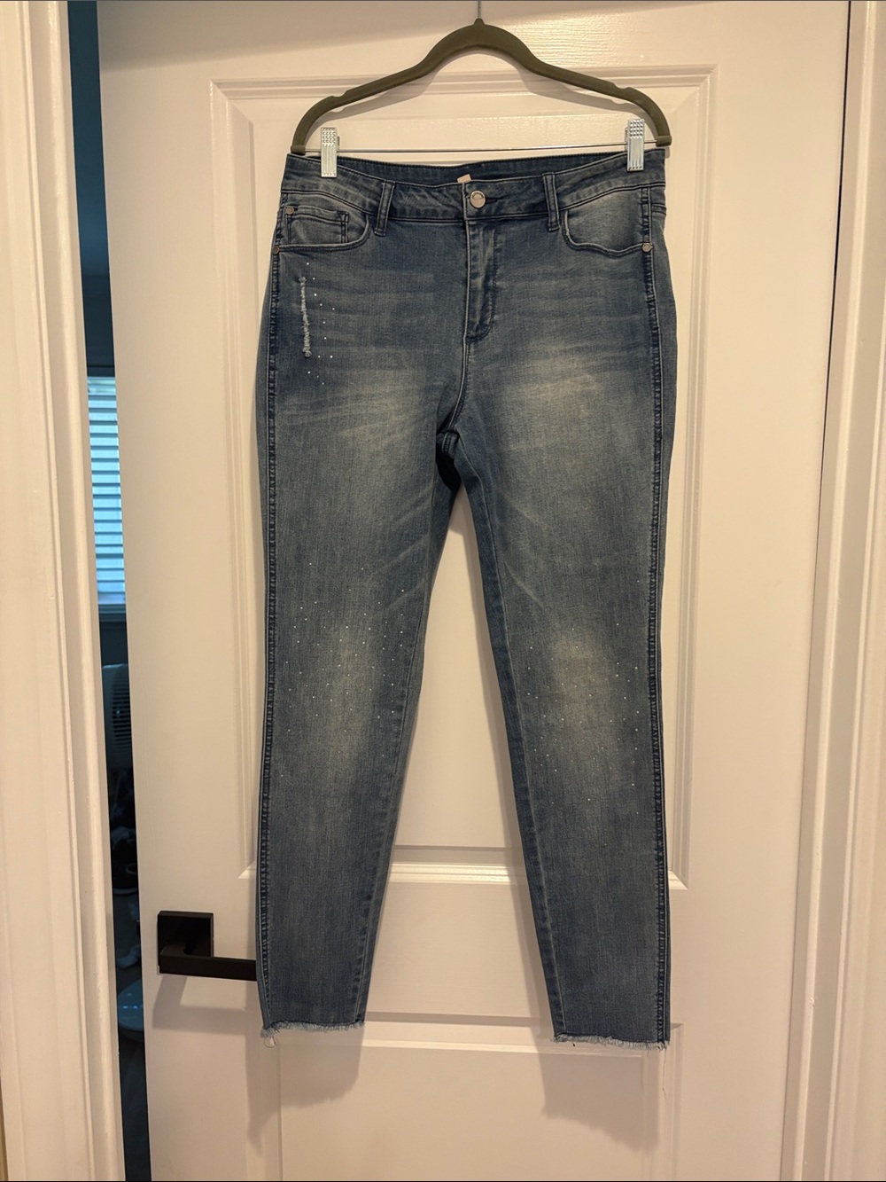 Philosophy Light Blue Cropped Skinny Jeans with Subtle Rhinestone Detail